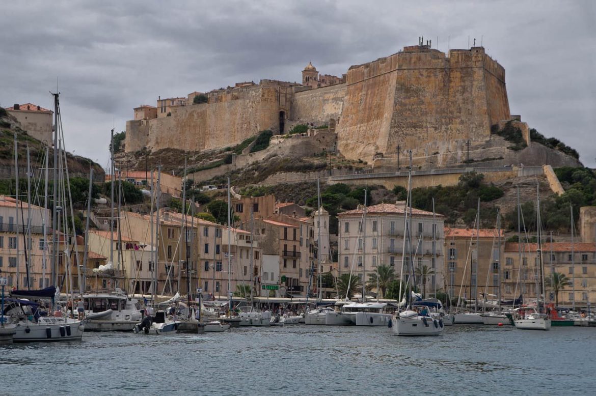 Corsica: un’isola sospesa tra passato e presente