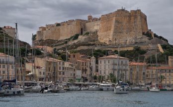 Corsica: un’isola sospesa tra passato e presente